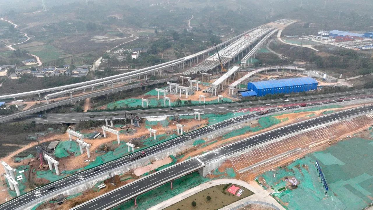 ��ǰ��ɣ�������������ű�̬���湦������������ͺ����Ŀǰ�����ְ�